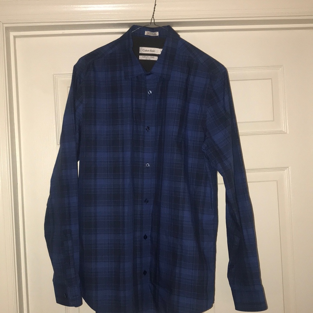 Calvin Klein men’s long sleeve dress shirt